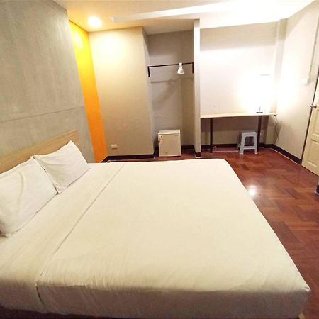 Go Inn Bts Surasak Silom Bkk โกอินน์ บีทีเอส สถานีสุรศักดิ์ Бангкок Екстер'єр фото
